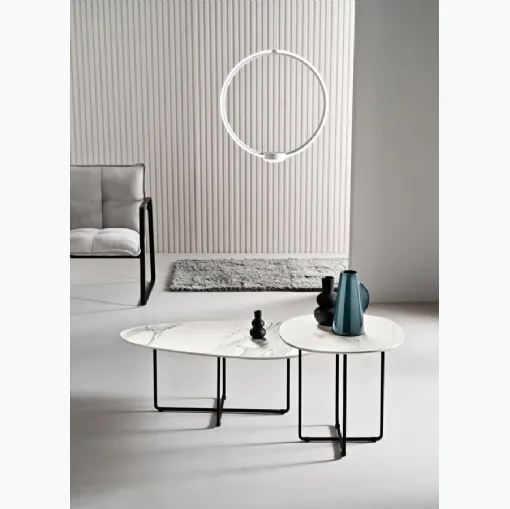 Tavolino in ceramica effetto marmo Ginni di Capodarte