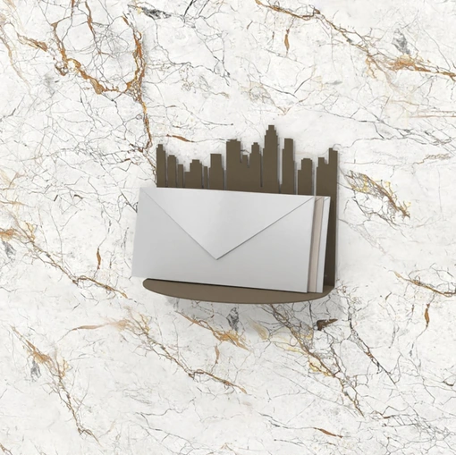Mensola magnetica Skyline di Pintdecor
