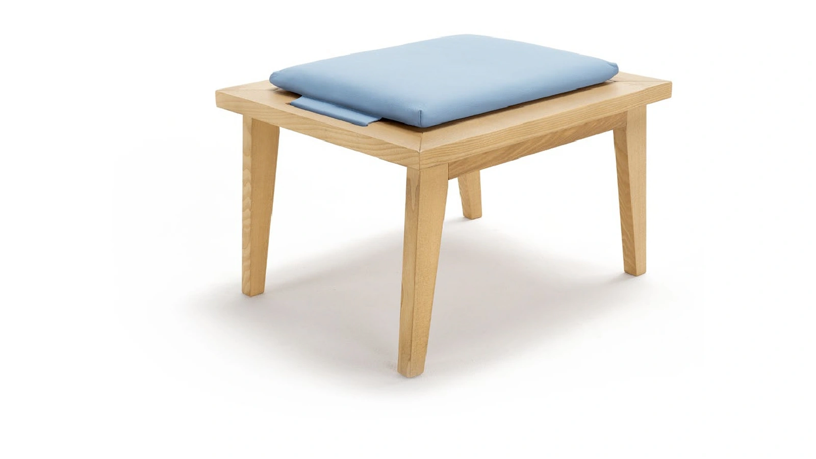 Pouf Lido in legno dotato di cuscino in pelle imbottito di Egoitaliano