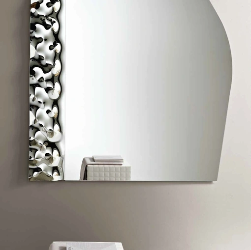 Specchio Lock con inserto in vetro mosso di Capodarte