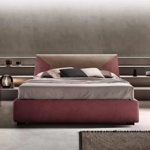 Letto in tessuto imbottito con testiera JS di Bside