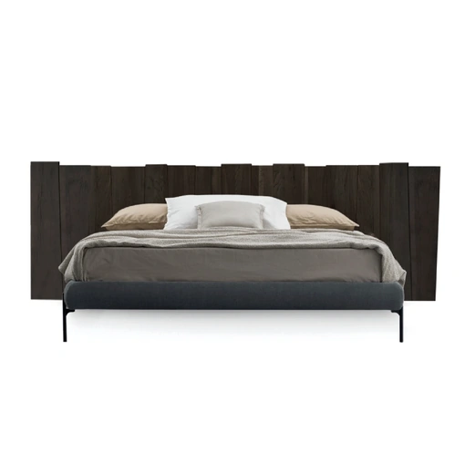 Letto Urban Ranch testiera a terra di Devina Nais