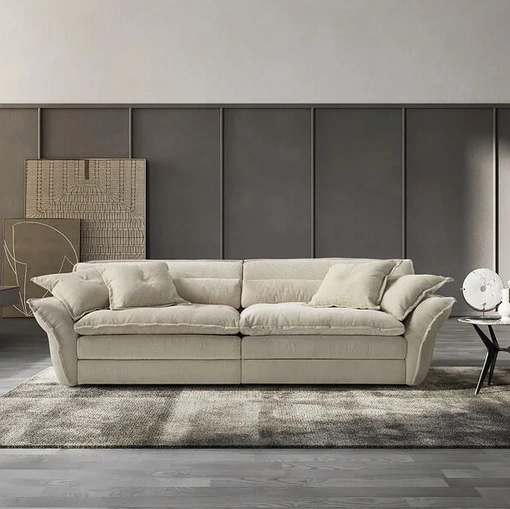 Divano lineare Astoria di Egoitaliano