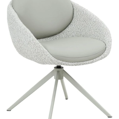 Sedia Averik di Bizzotto