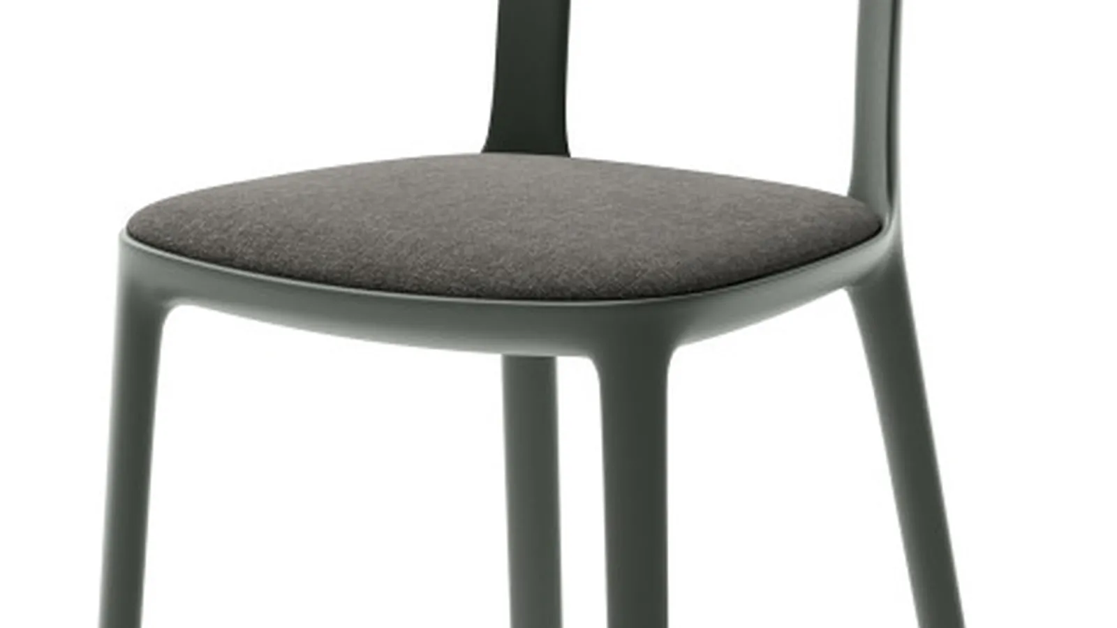 Sedia Canova in polipropilene con seduta in tessuto imbottito di Veneta Cucine