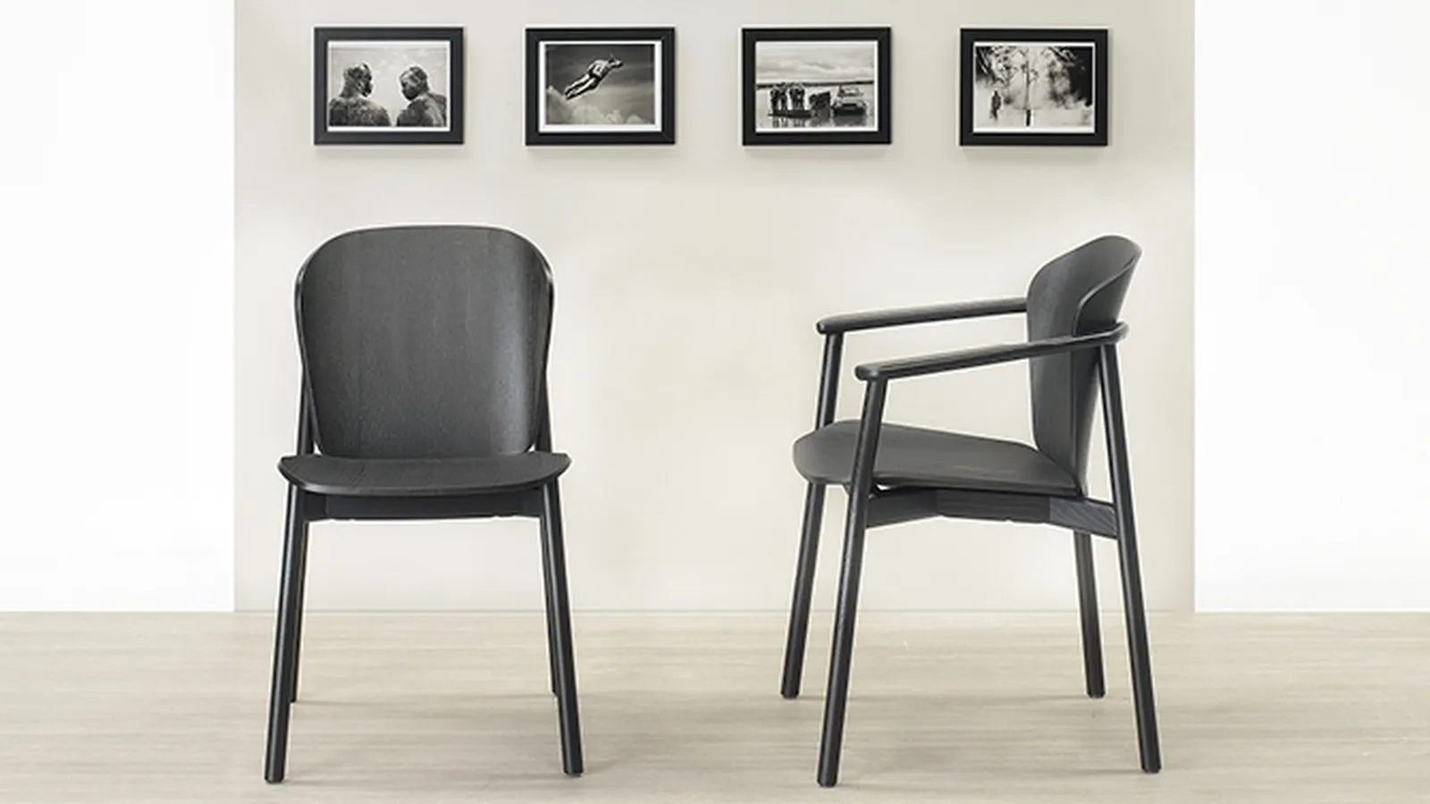 Sedia in legno Finn All Wood con o senza braccioli di Scab Design