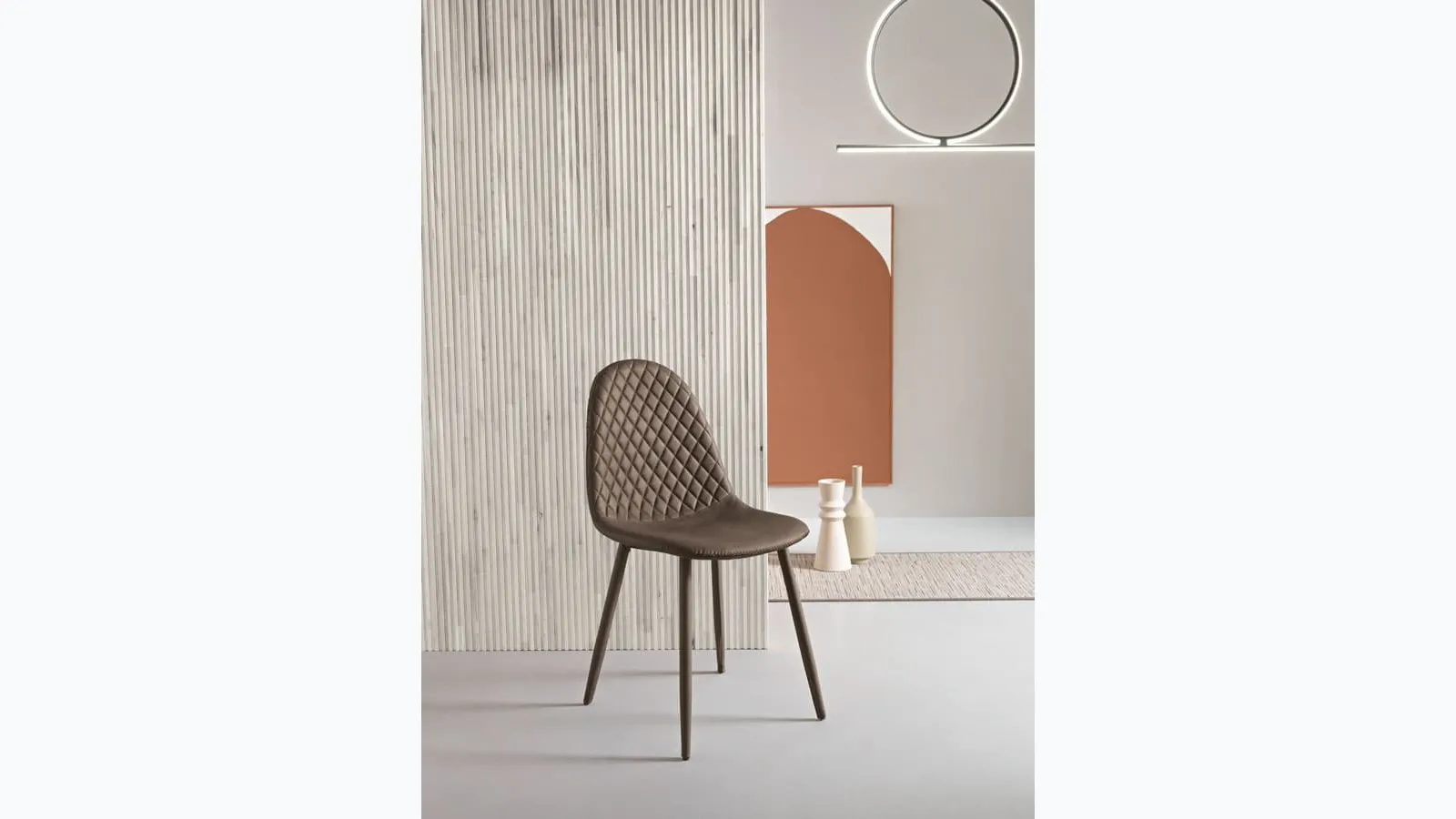 Sedia Soft in ecopelle vintage di Capodarte