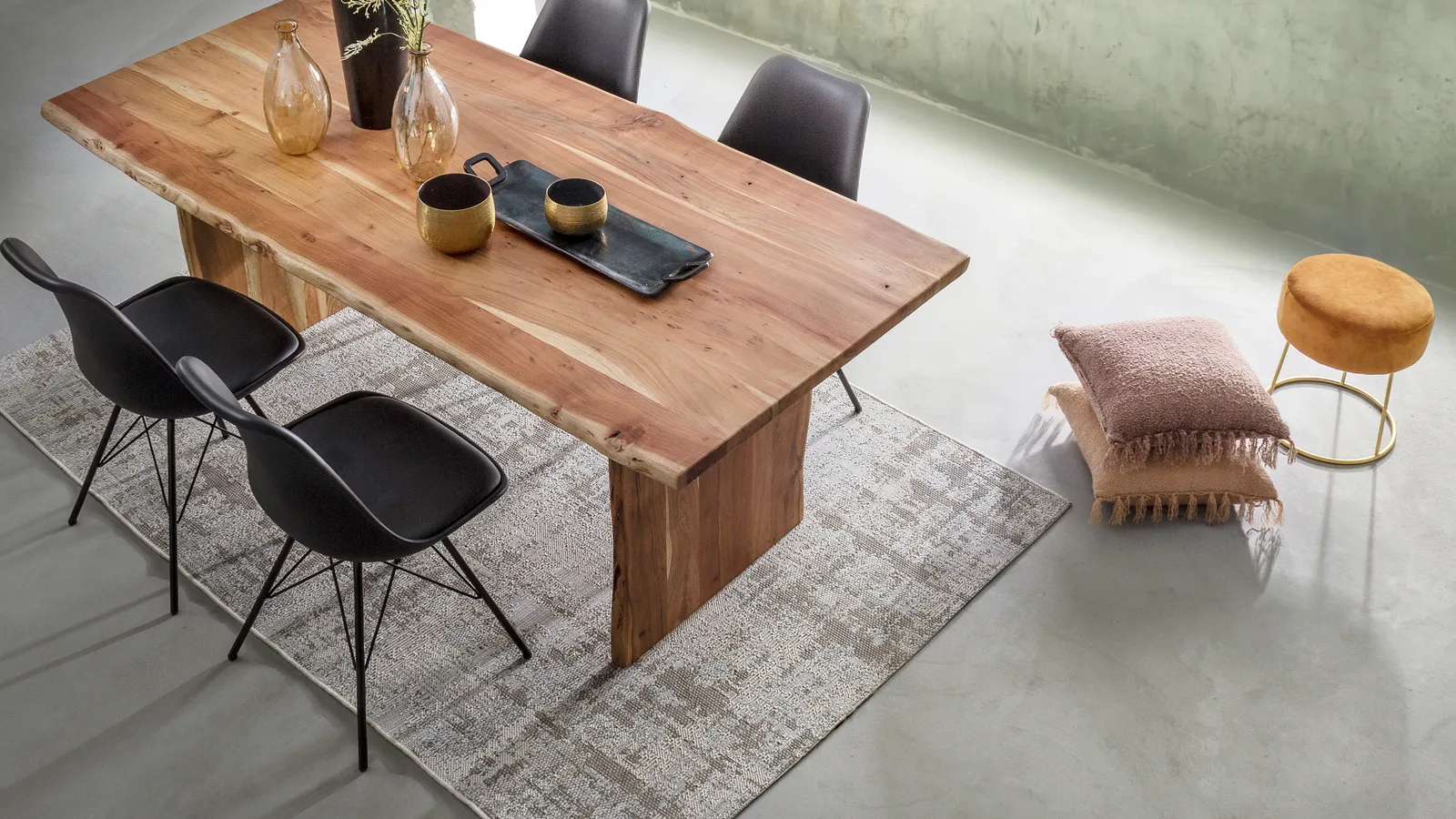 Tavolo in legno di Acacia Eneas di Bizzotto