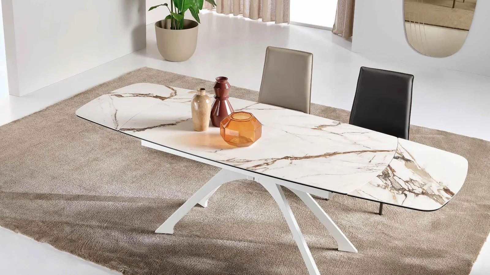 Tavolo Spider in gres effetto marmo di Capodarte