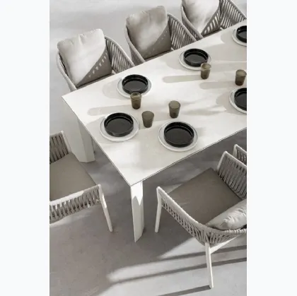 Tavolo Otavio in ceramica di Bizzotto