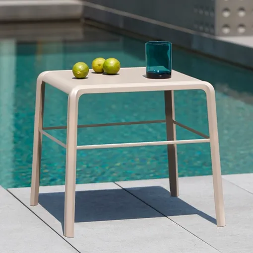 Tavolino da giardino in plastica Side Table Vela di Scab Design