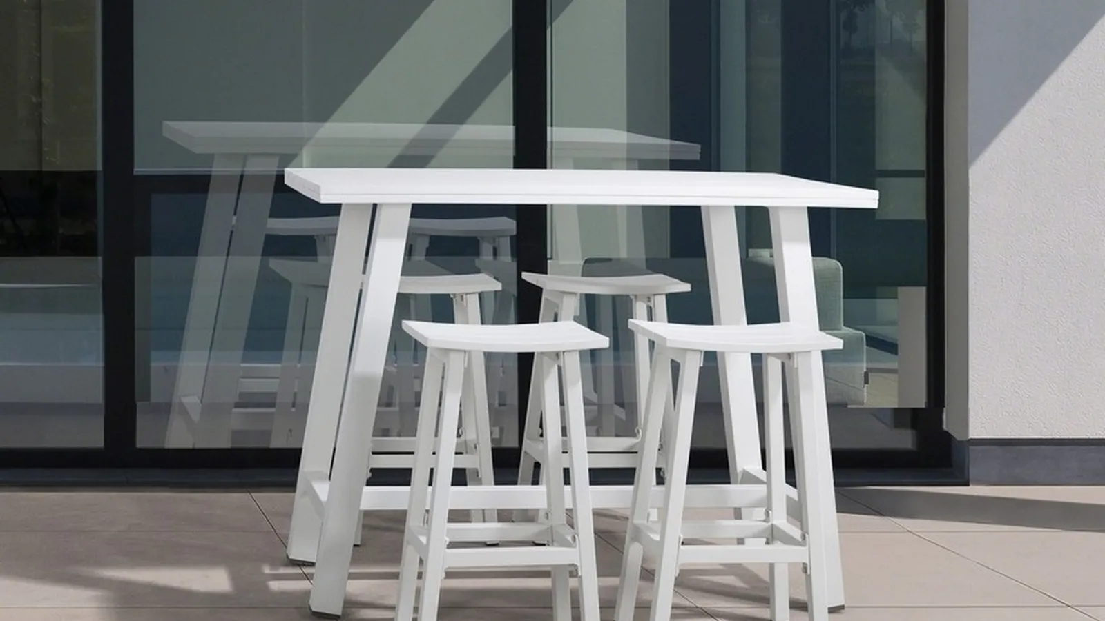 Tavolo e Sgabello Skipper di Bizzotto