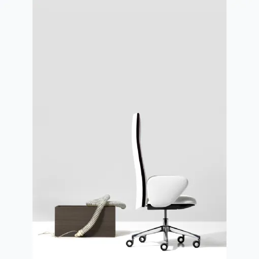 Poltrona direzionale Velvet di Diemmeoffice